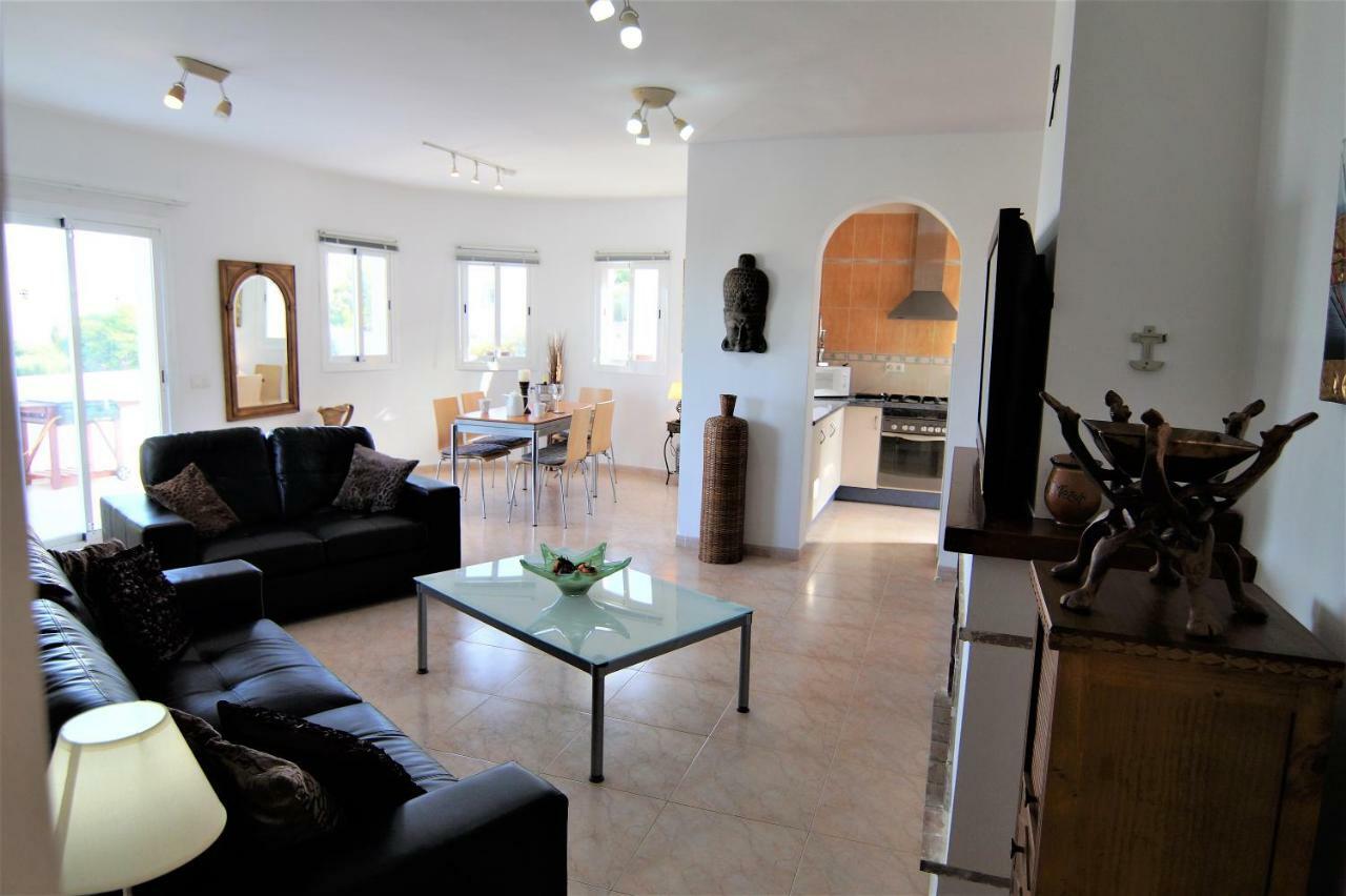 Villa El Pinar Bedar Bagian luar foto